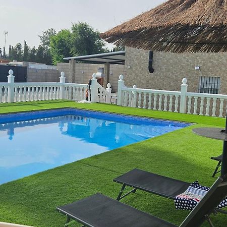 Chalet El Campillo Севиля Екстериор снимка